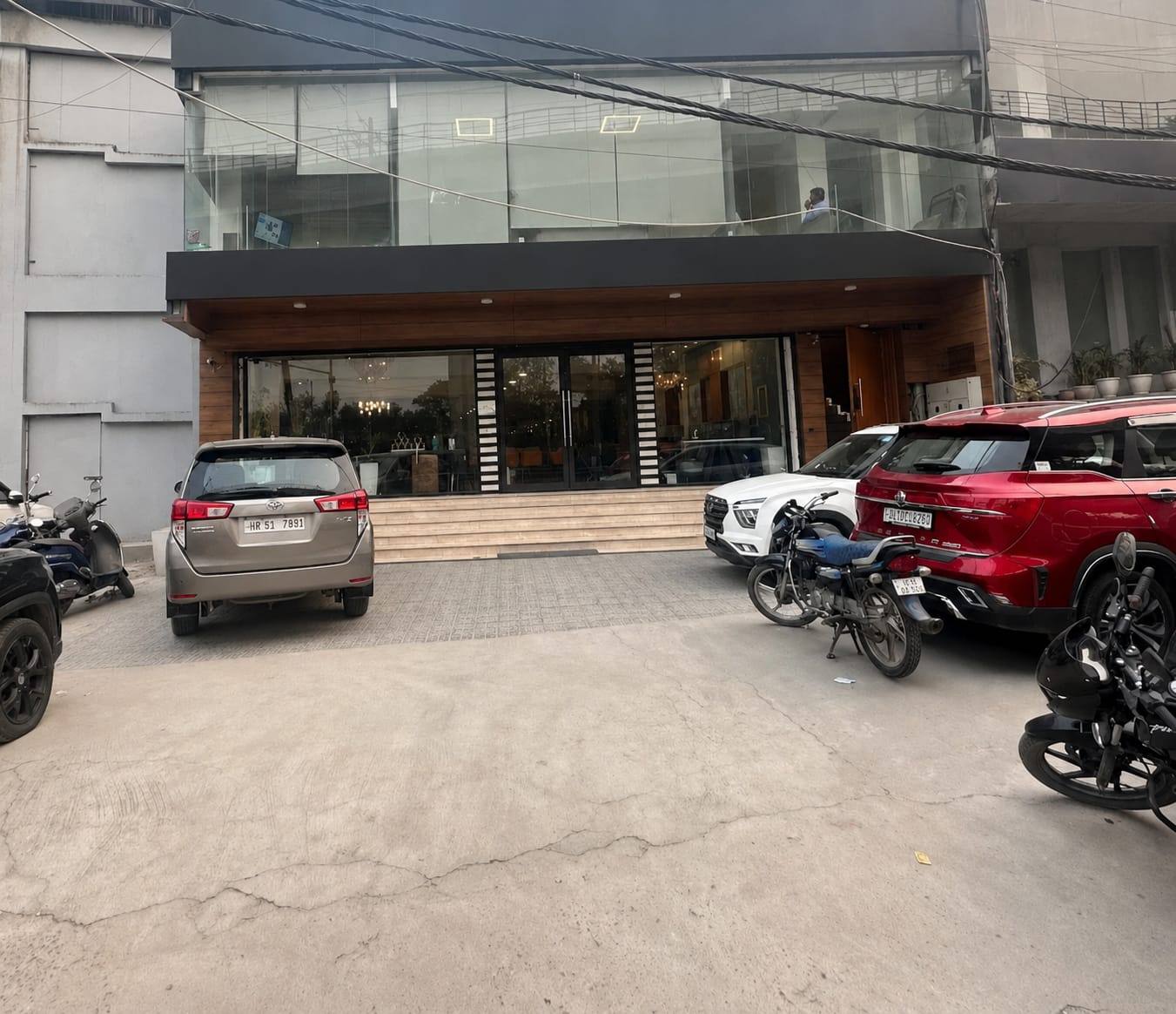 Commercial Shop, MG Road Aya nagar near Arjangarh metro, South Delhi — photo 1
